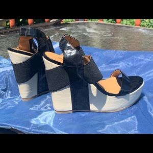 Black & White Matisee Wedge